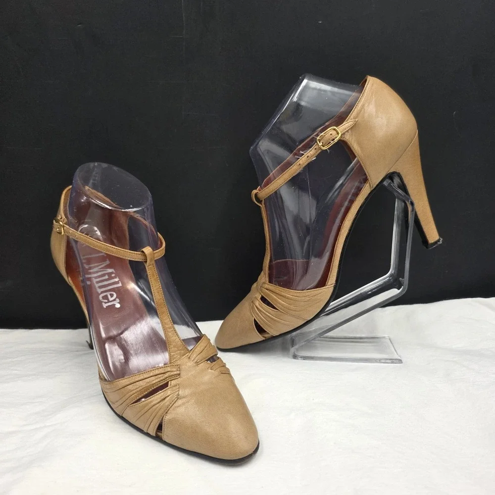 VTG I Miller Taupe‎ Leather T-Strap Heels Size 8 AA Narrow 3.5