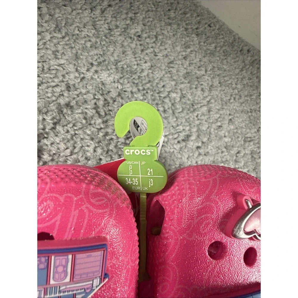 Crocs Kids Mattel Pink Barbie Classic Clogs 211406-90H Size J3 nwt