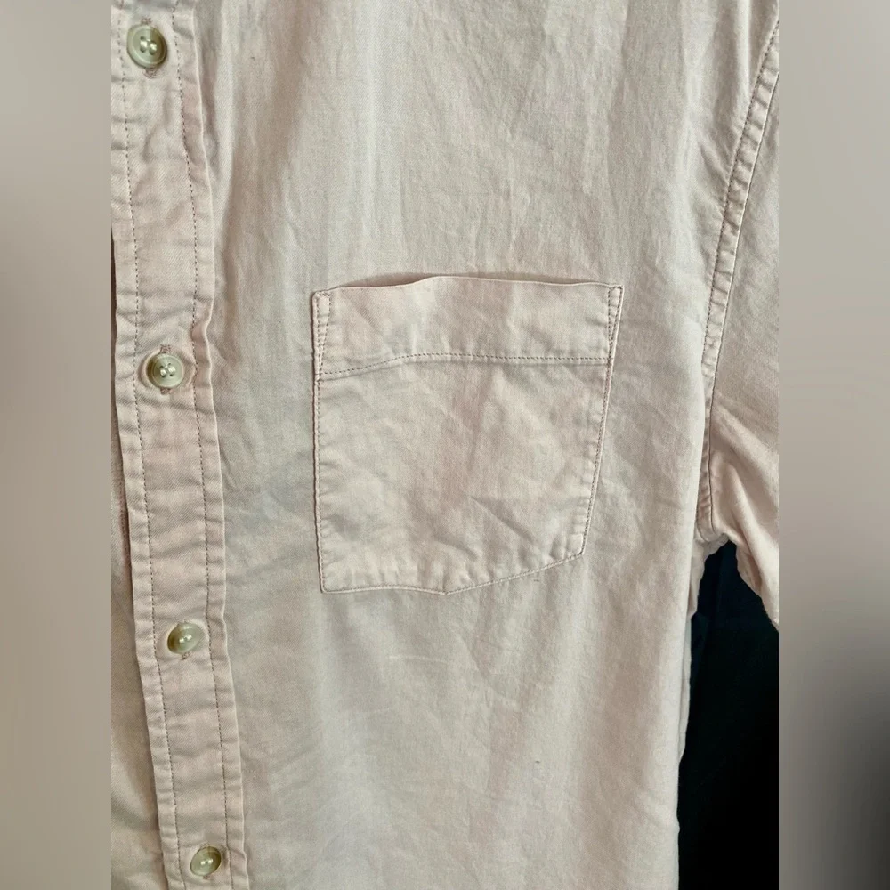 Banana Republic stylish light
