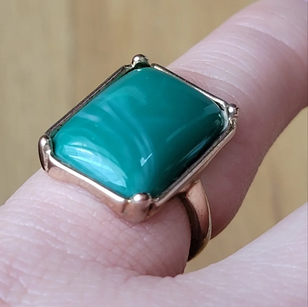 Ring offers vintage great