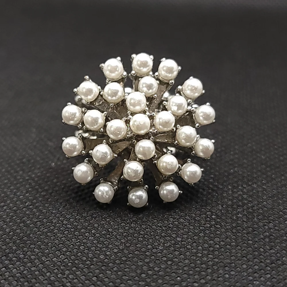 Ring cluster faux