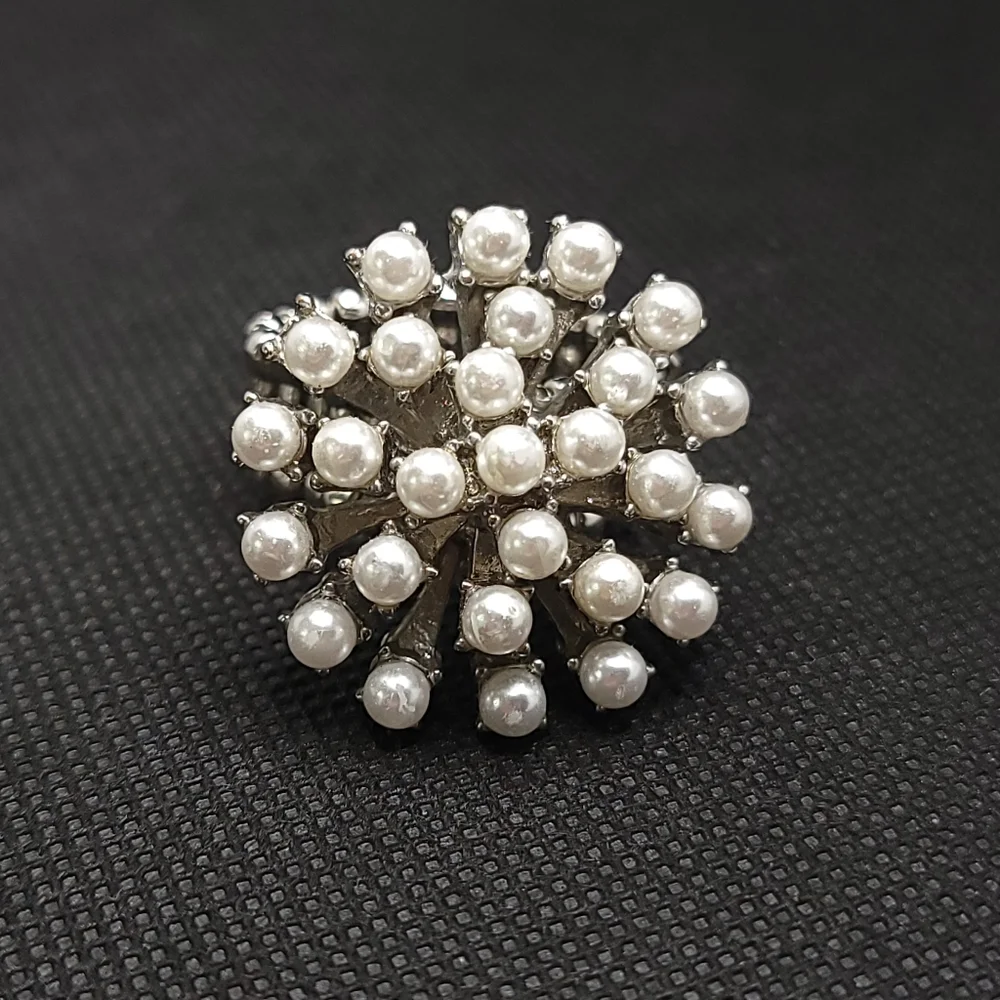 Ring cluster faux