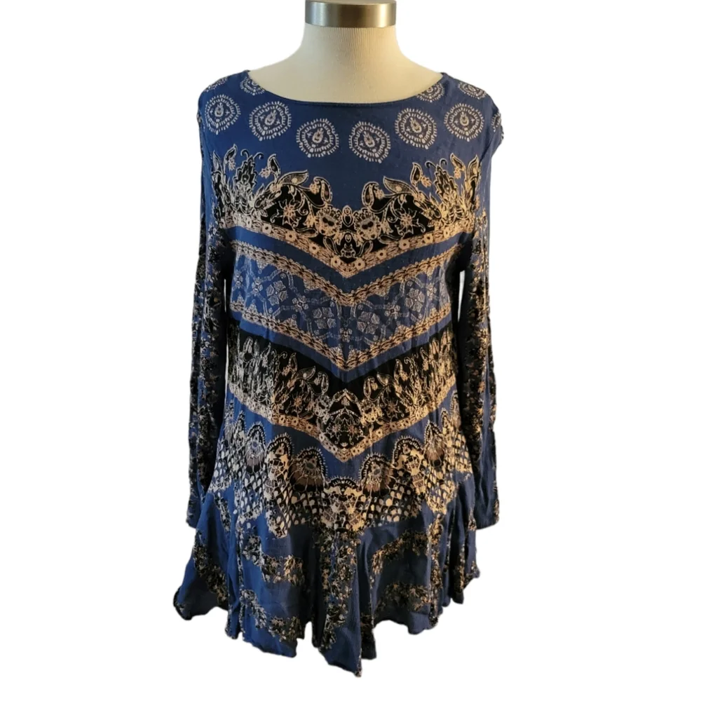 Free People blue white