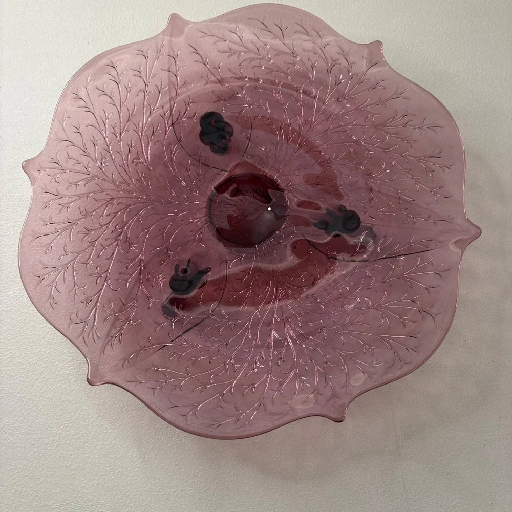 Vintage Indiana Glass Tiara Sandwich Plum Purple 3 Footed Scalloped‎ Bowl 10.5