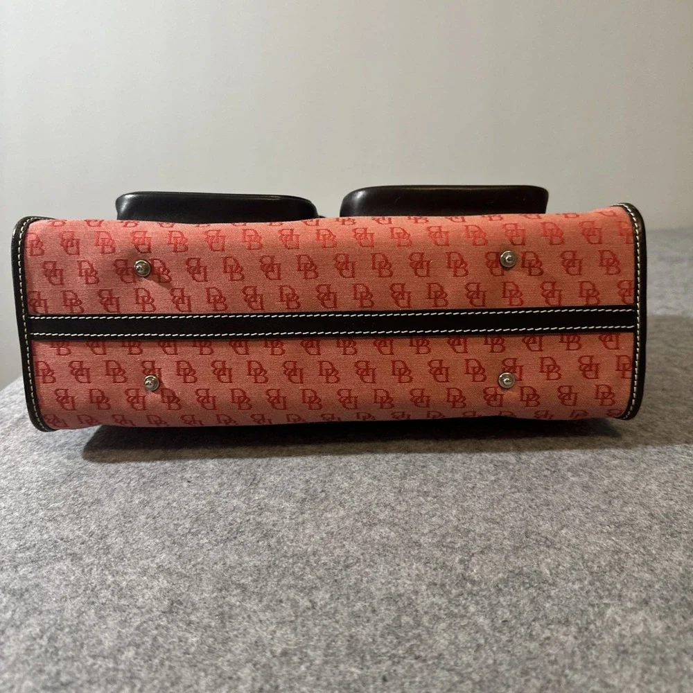 Dooney & Bourke vtg dooney