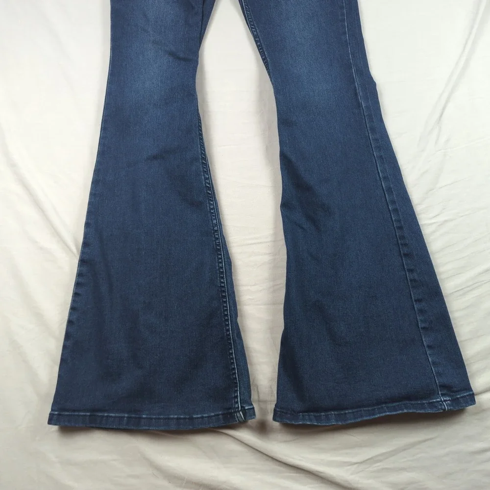 Free People will ship