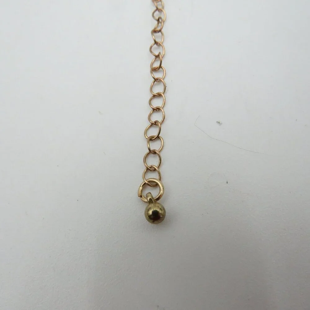 Unbranded this necklace