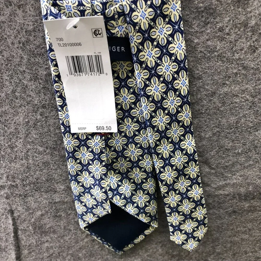 Tommy Hilfiger nwt tommy