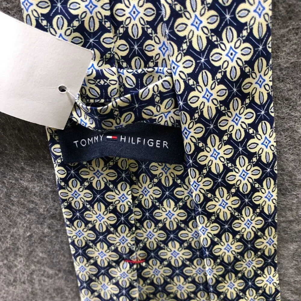 Tommy Hilfiger nwt tommy