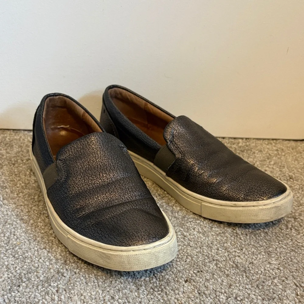 Frye good used