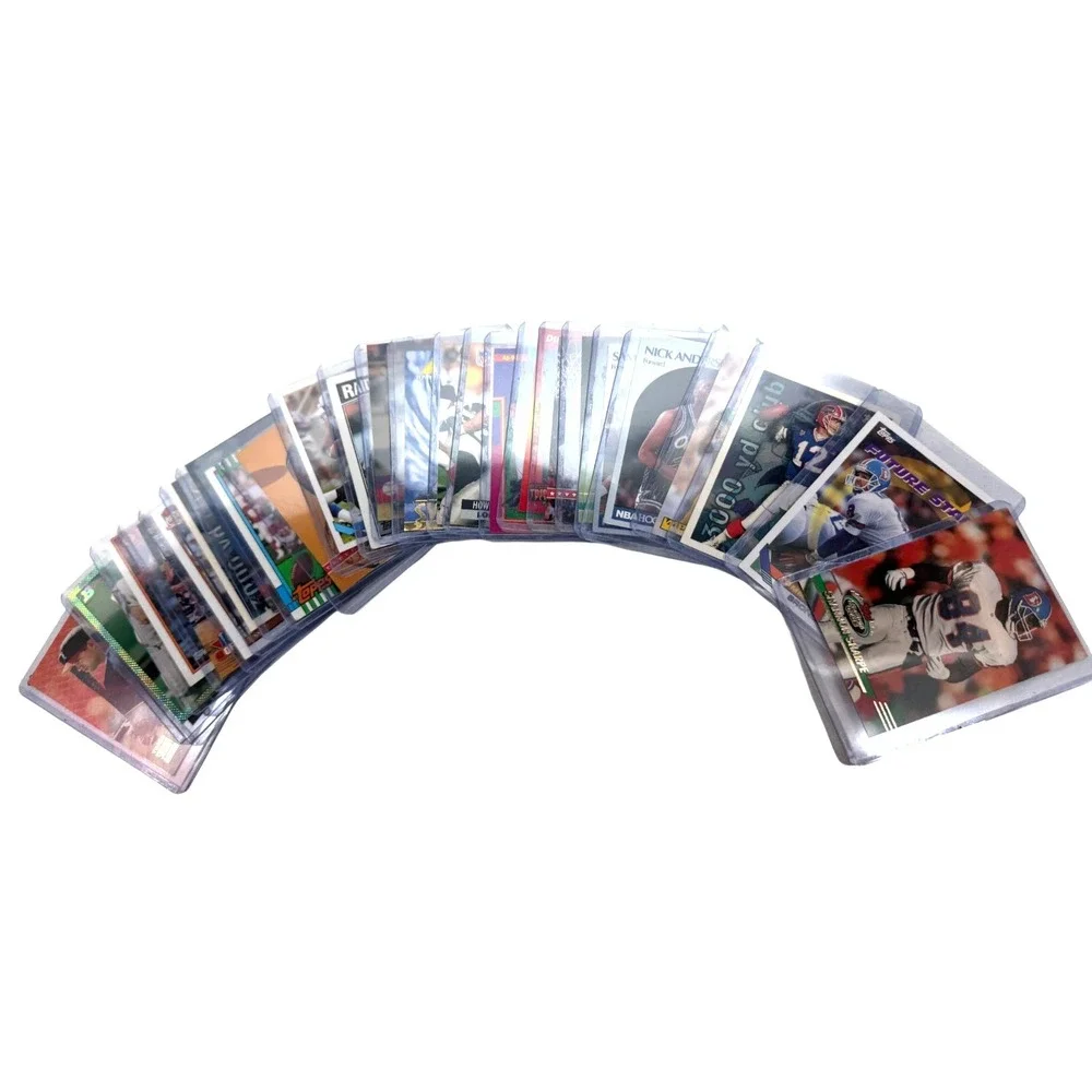 26 random football, basketball & baseball trading card lot, all‎ in plastic
