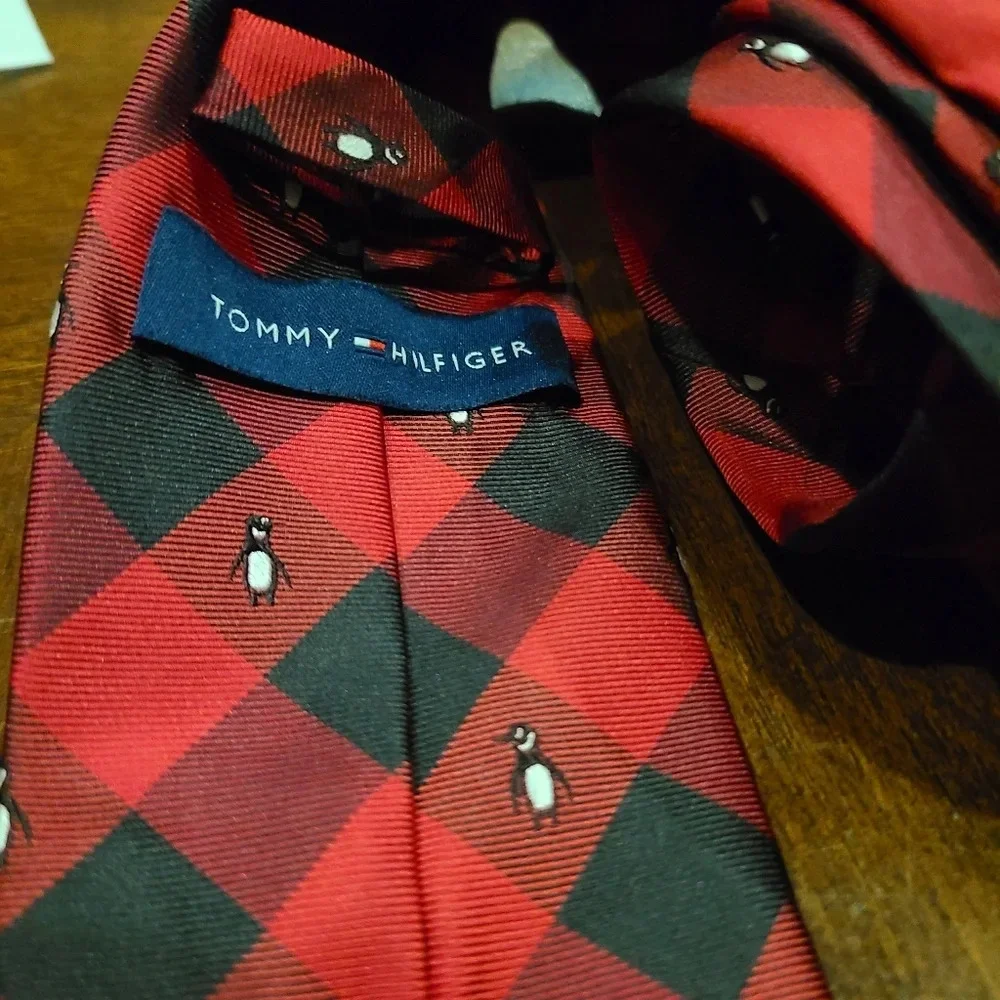 Tommy Hilfiger like new