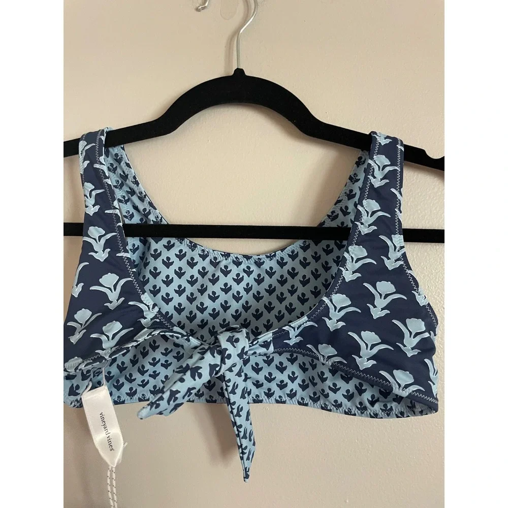 Vineyard Vines Girls Reversible Bikini Top Blue Floral Performance NWT‎ S 7-8