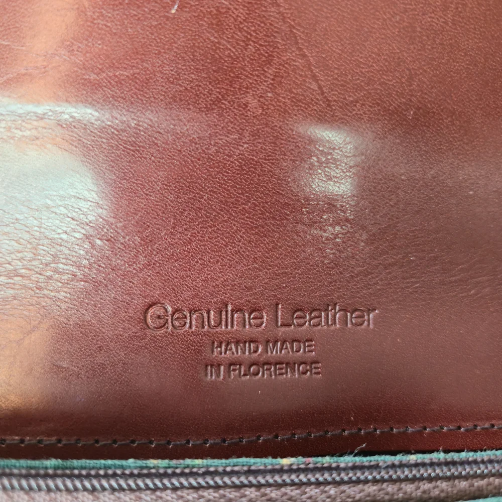 Handmade Italian leather small crossbody bag
