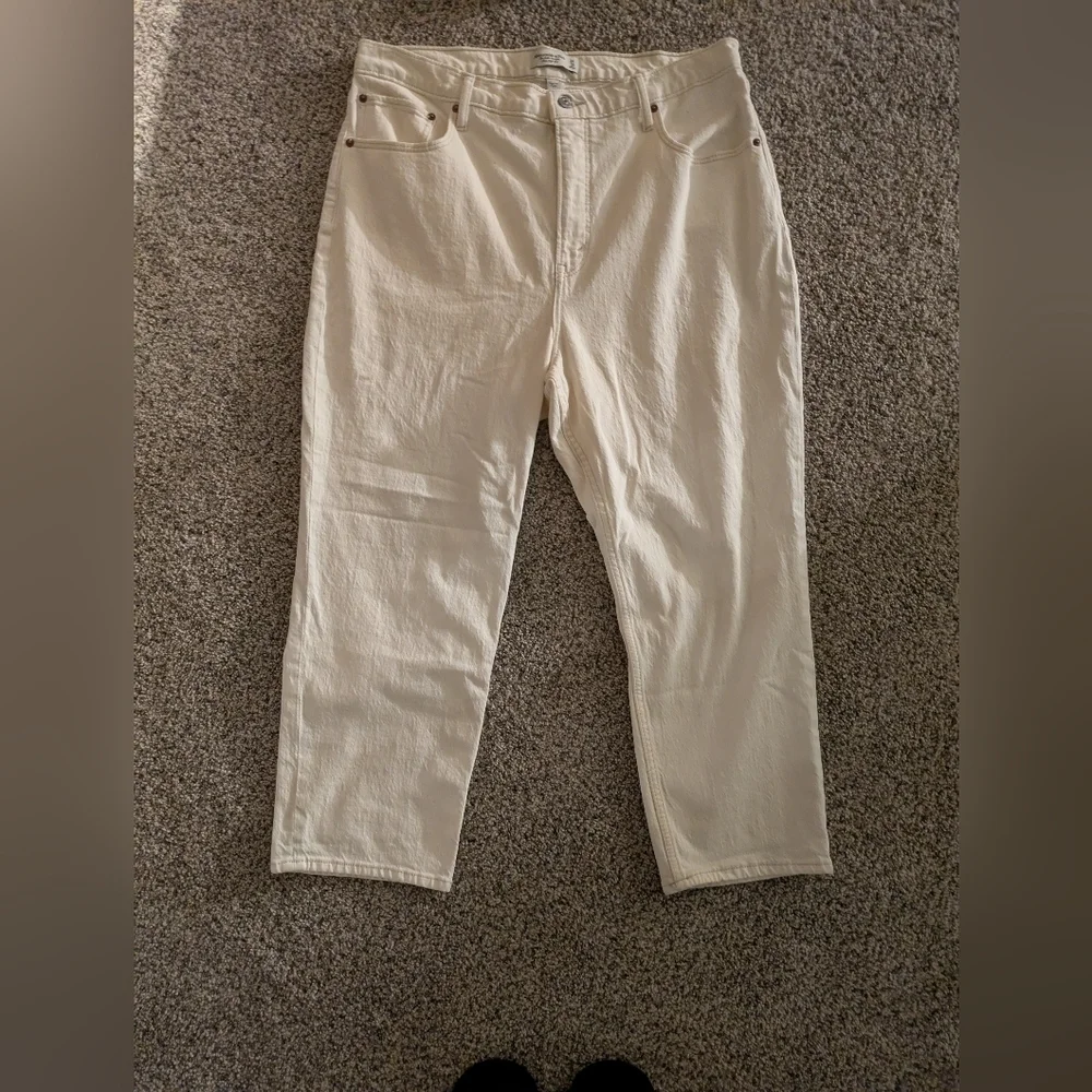 Abercrombie & Fitch abercrombie curve