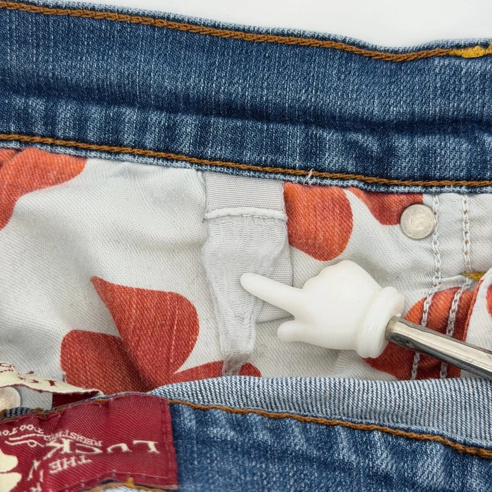 Lucky Brand small hole