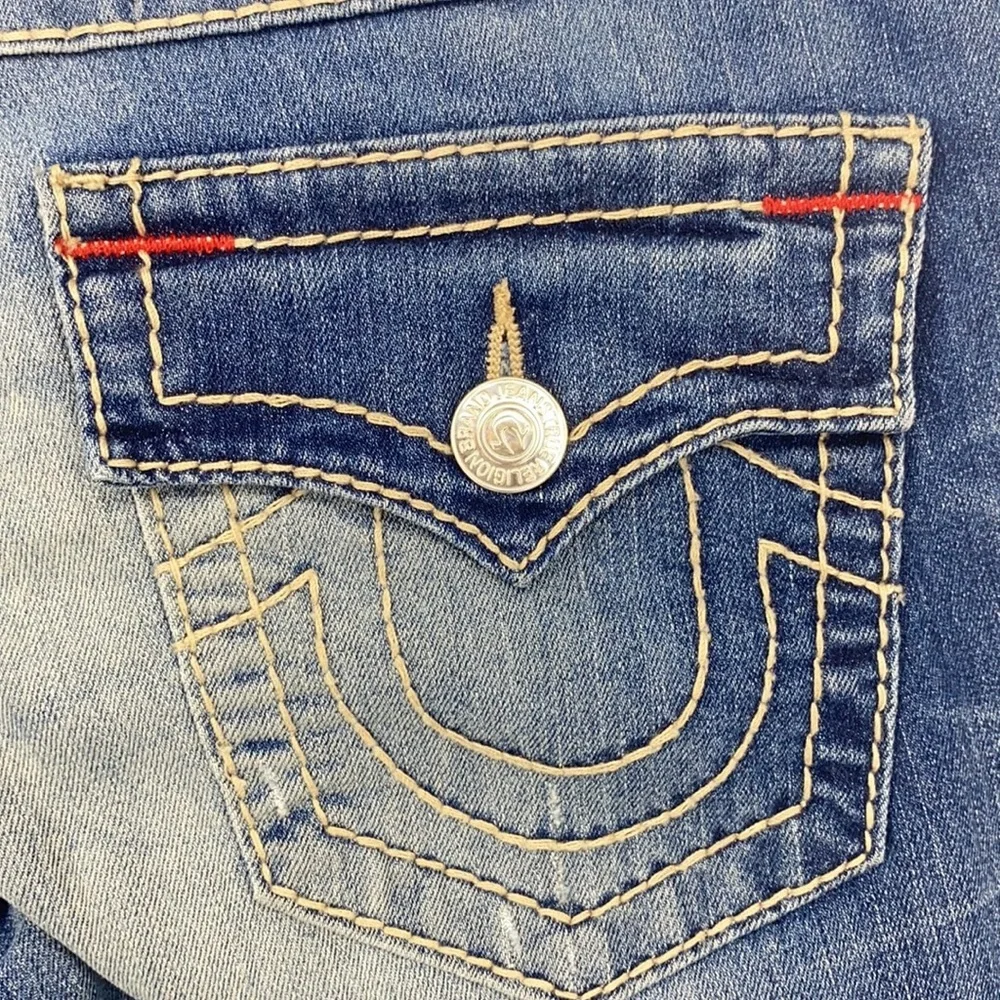 True Religion lying 14