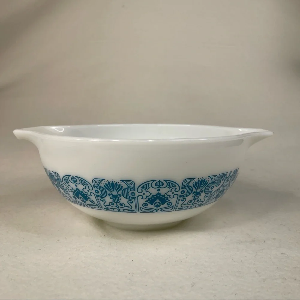 Pyrex vintage cinderella