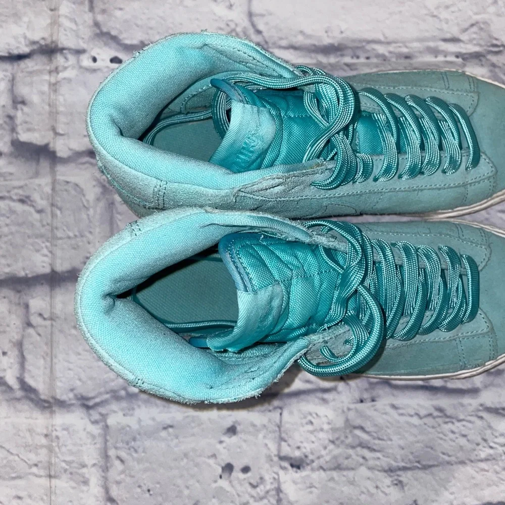 Nike blazer mid