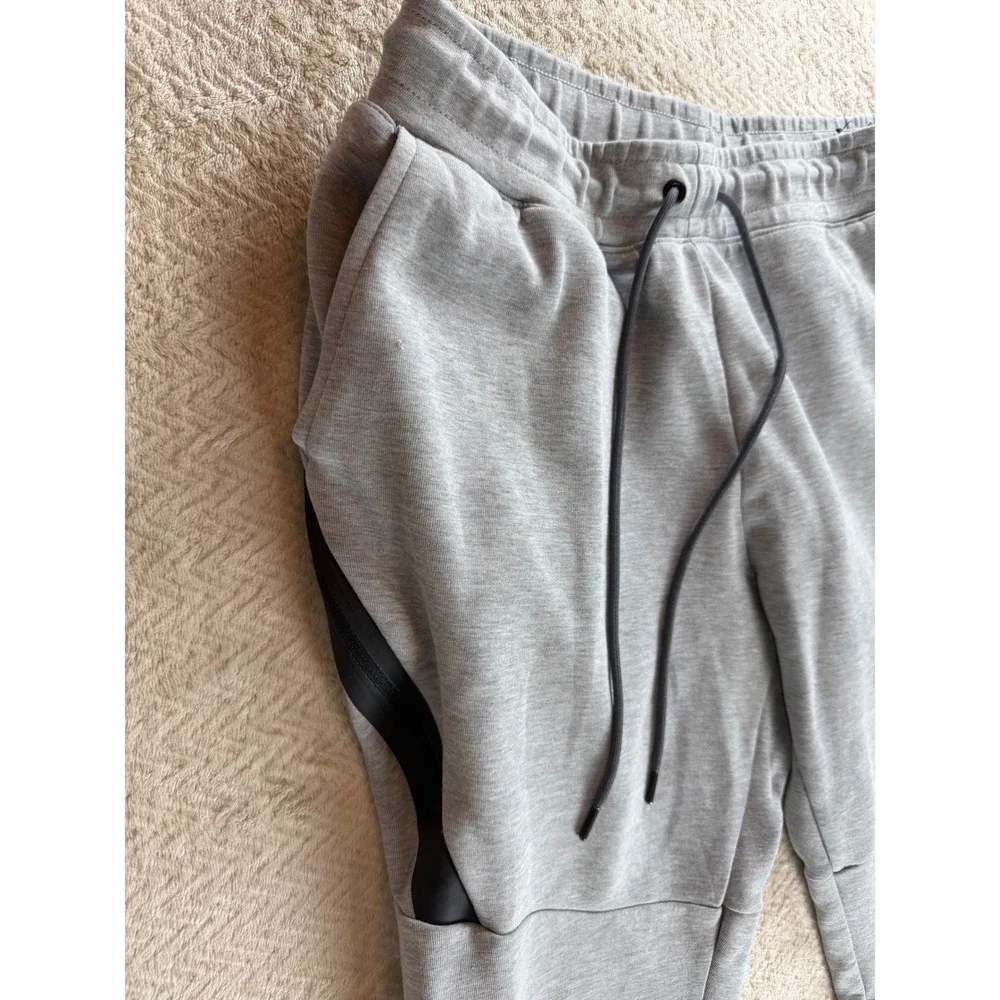 Nike sportswear tech
