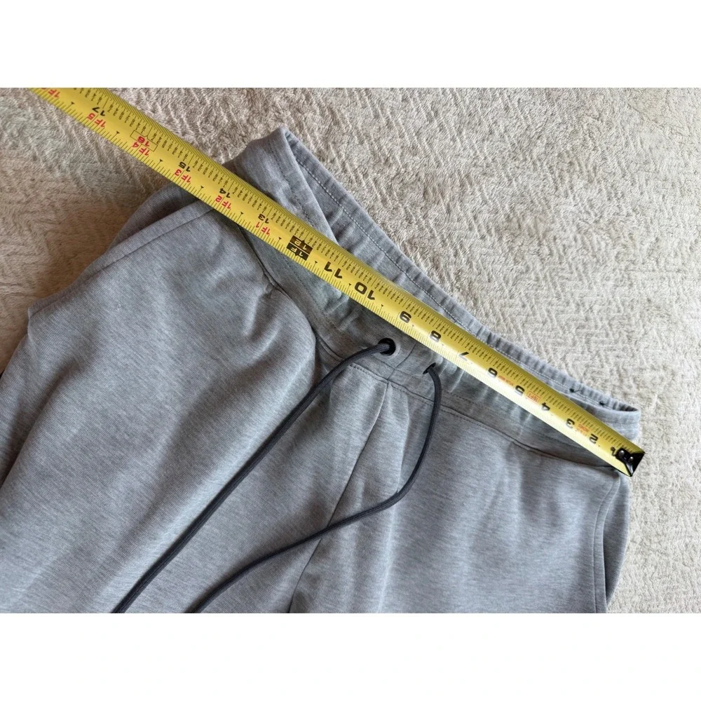Nike sportswear tech