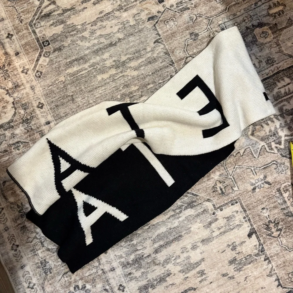 Athleta daily knit