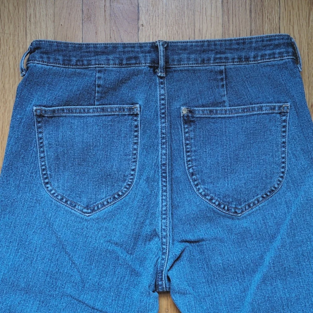 H&M raw pockets