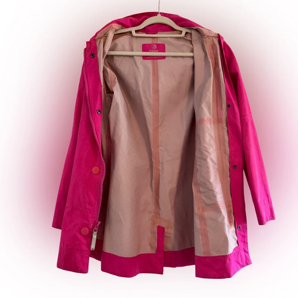 MPG Mondetta Performance Long Hooded Rain Jacket Hot Pink Small