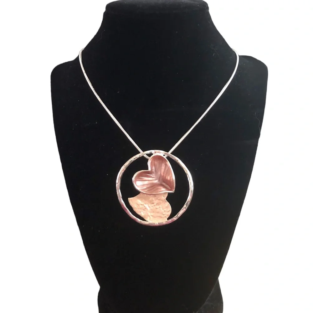 Vtg Sculptural Heart Pendant Necklace Silver Tone Snake Chain Modernist Pop‎ Art