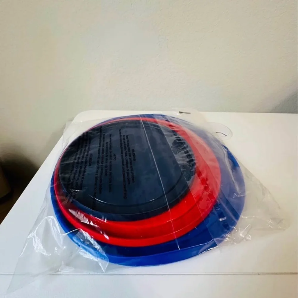 Pyrex set three