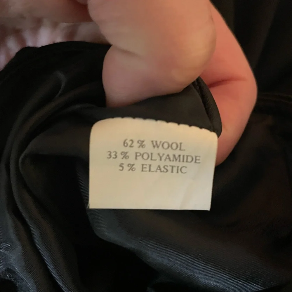 Like New Vintage Droździk Klassik Vintage Wool Asymmetrical top Layer Black Midi