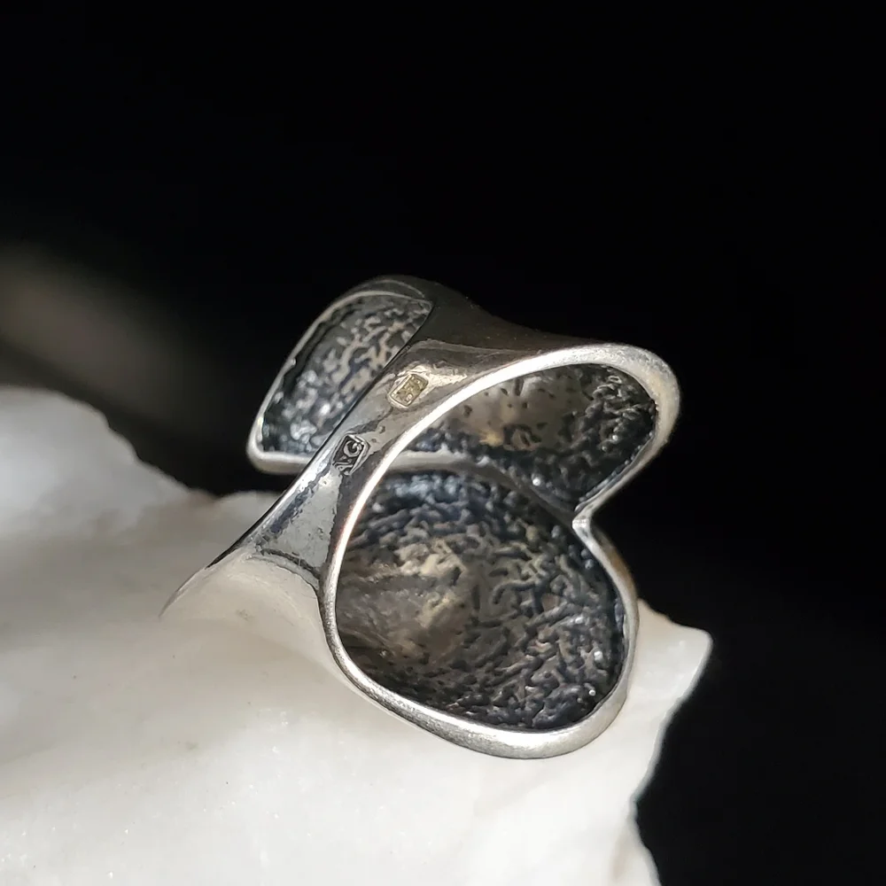 GG Unique Jewelry pixi hug
