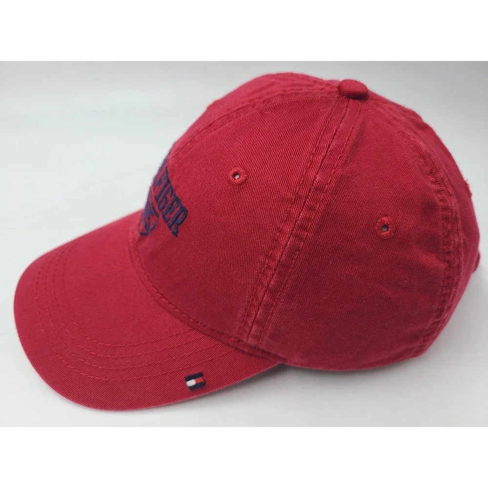 Tommy Hilfiger hat seems