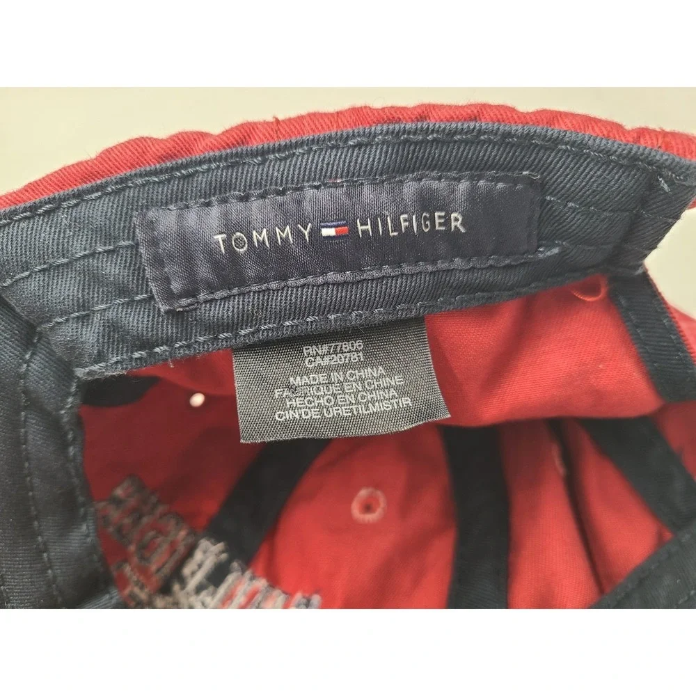 Tommy Hilfiger hat seems