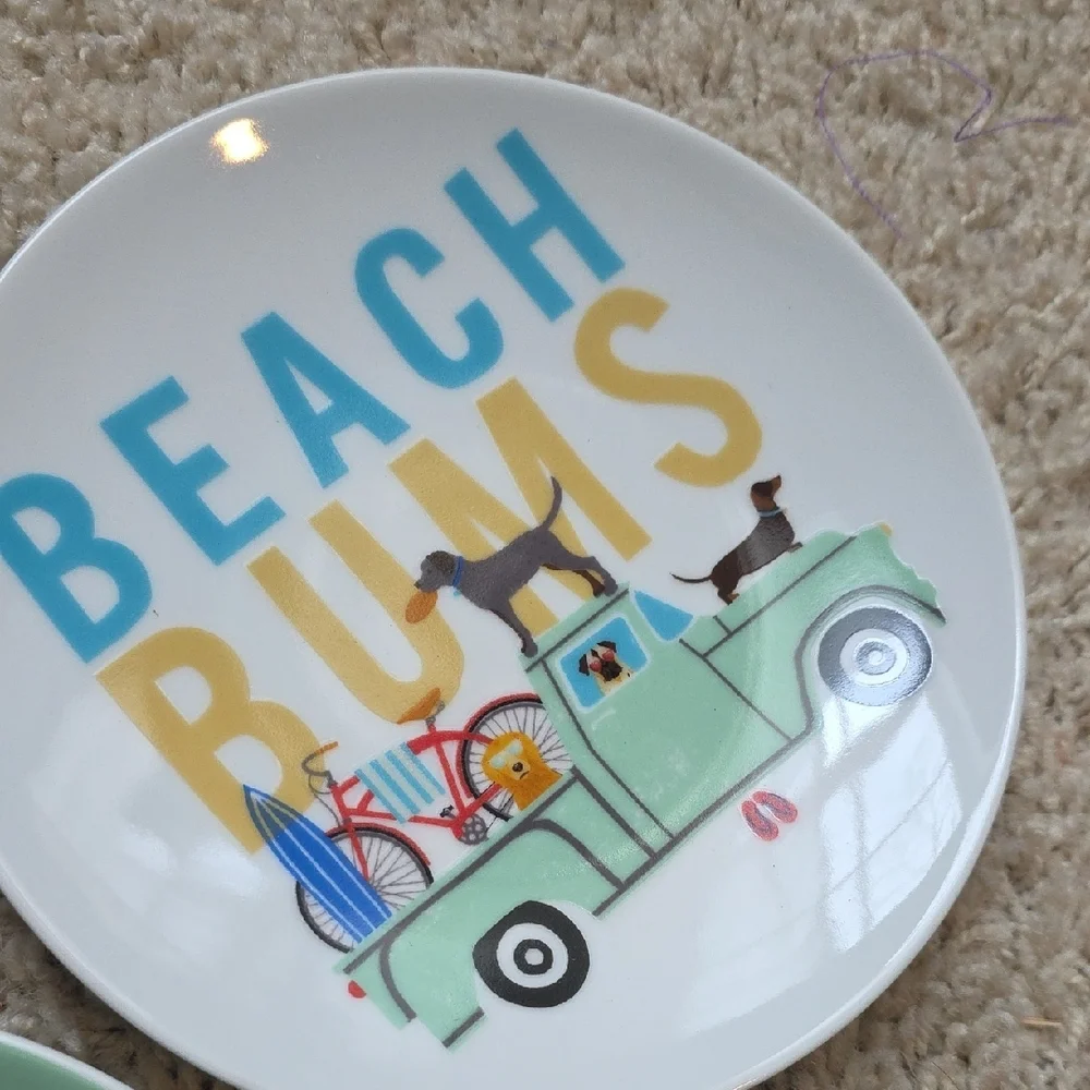 Pier 1 four themed