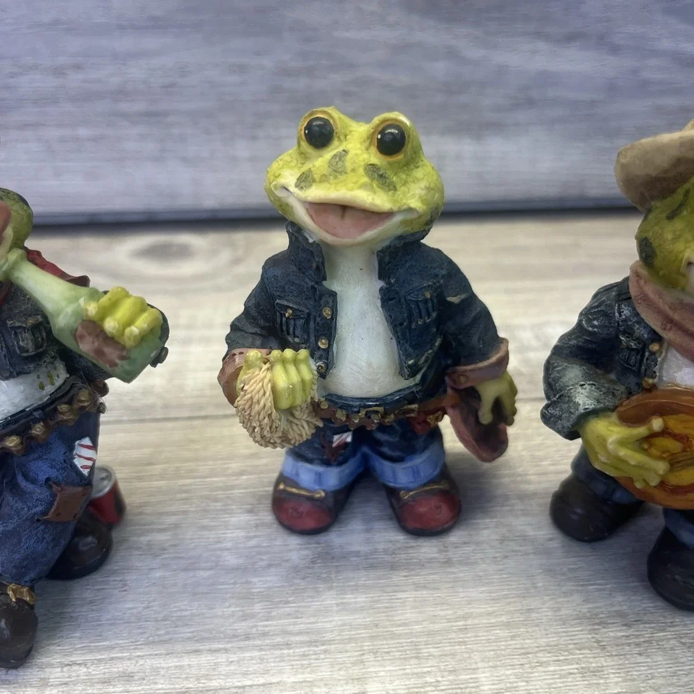 N/A cowboy western frog