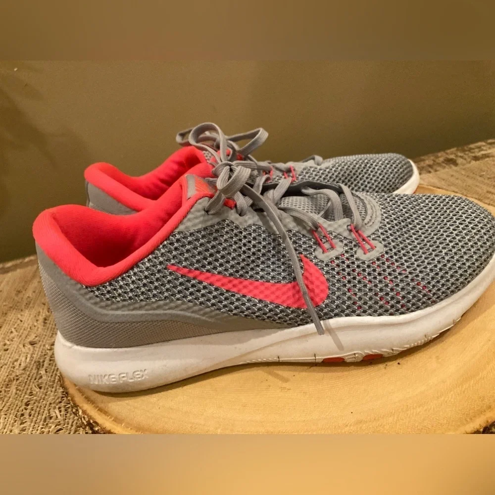 Nike elevate your
