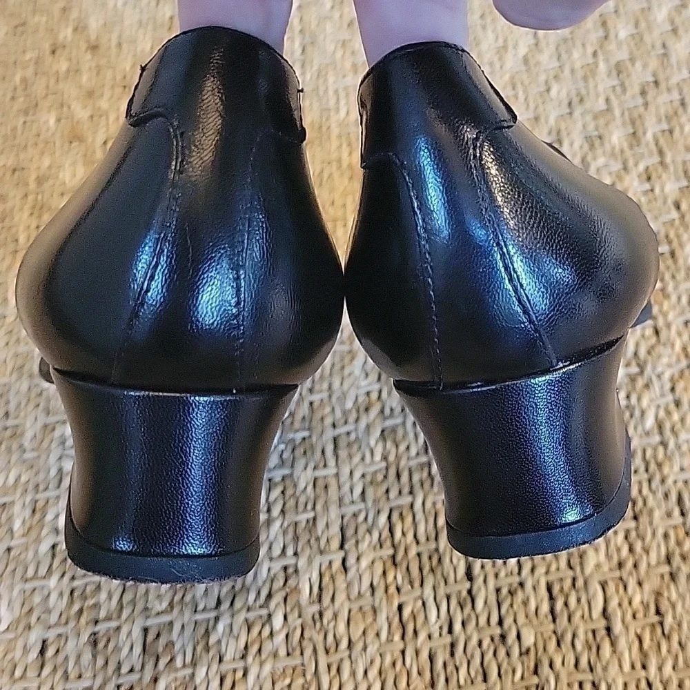 Ros Hommerson this pair
