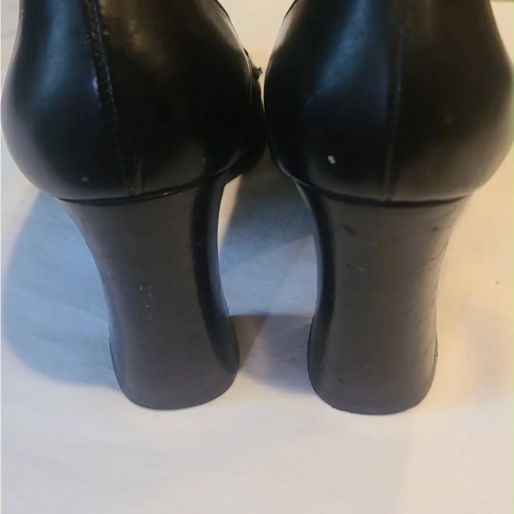 Prada chic vintage