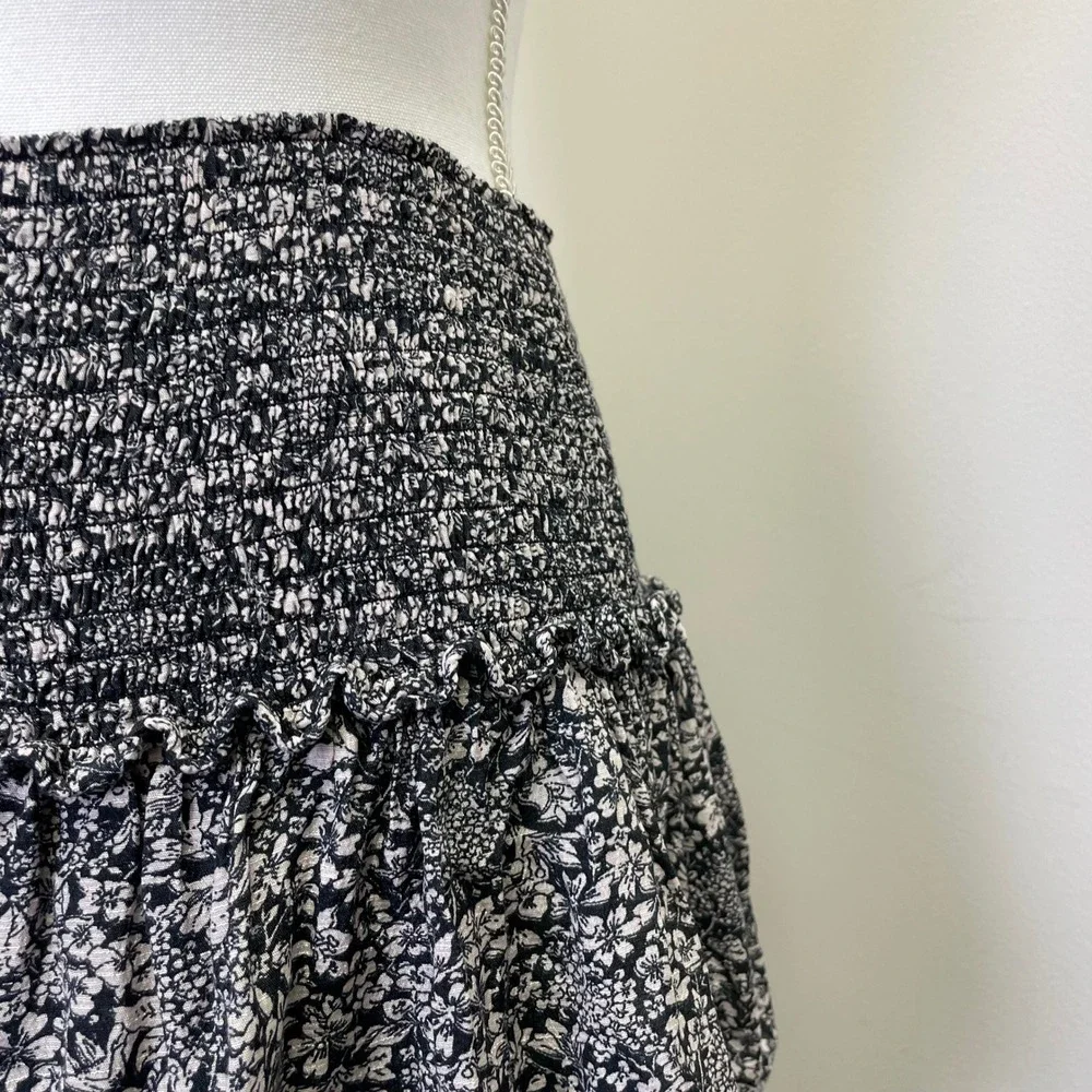Anthropologie Floral Smocked Tiered Ruffle Mini Skirt S Boho Black White