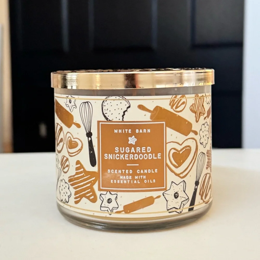 NEW Bath and Body Works White Barn‎ Sugared Snickerdoodle 3 Wick Candle 14.5 Oz