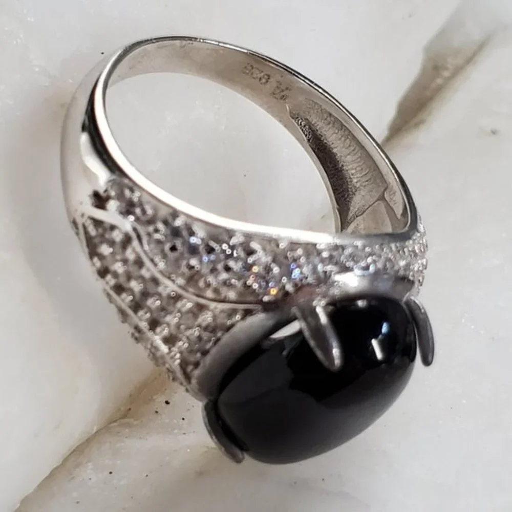 GG Unique Jewelry dandy solid