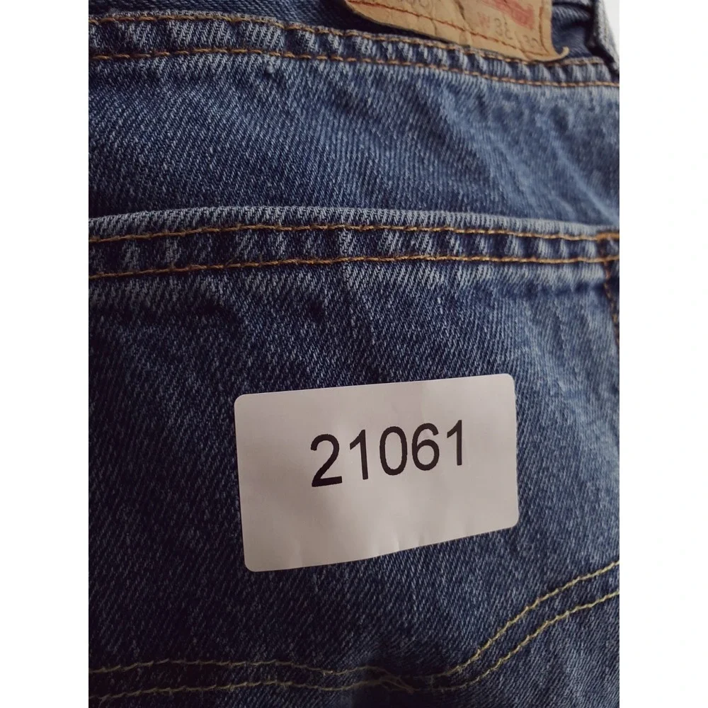 Levis levis 550