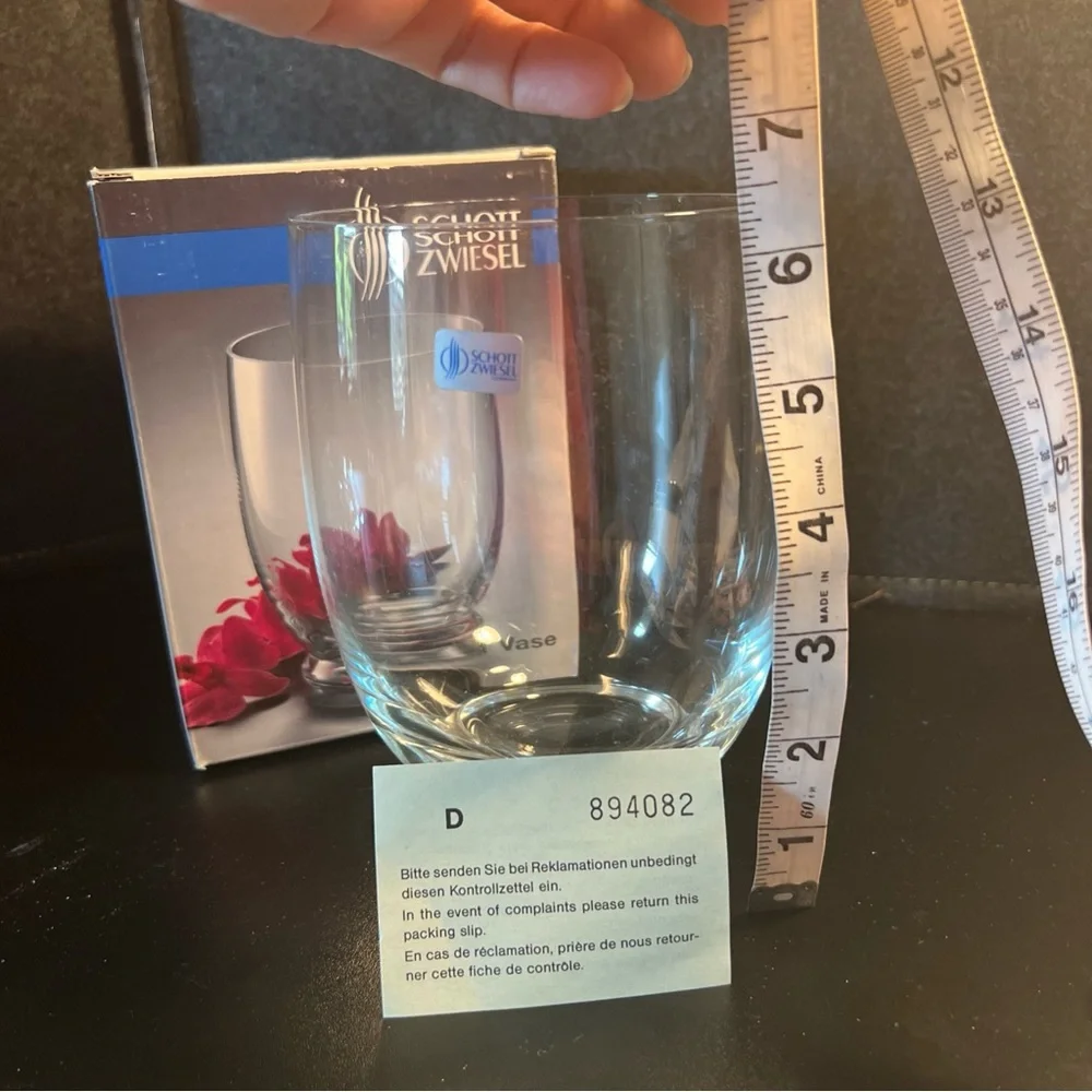 Schott Zwiesel modern vase teens