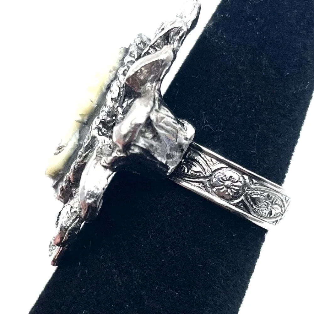 N/A vintage inspired
