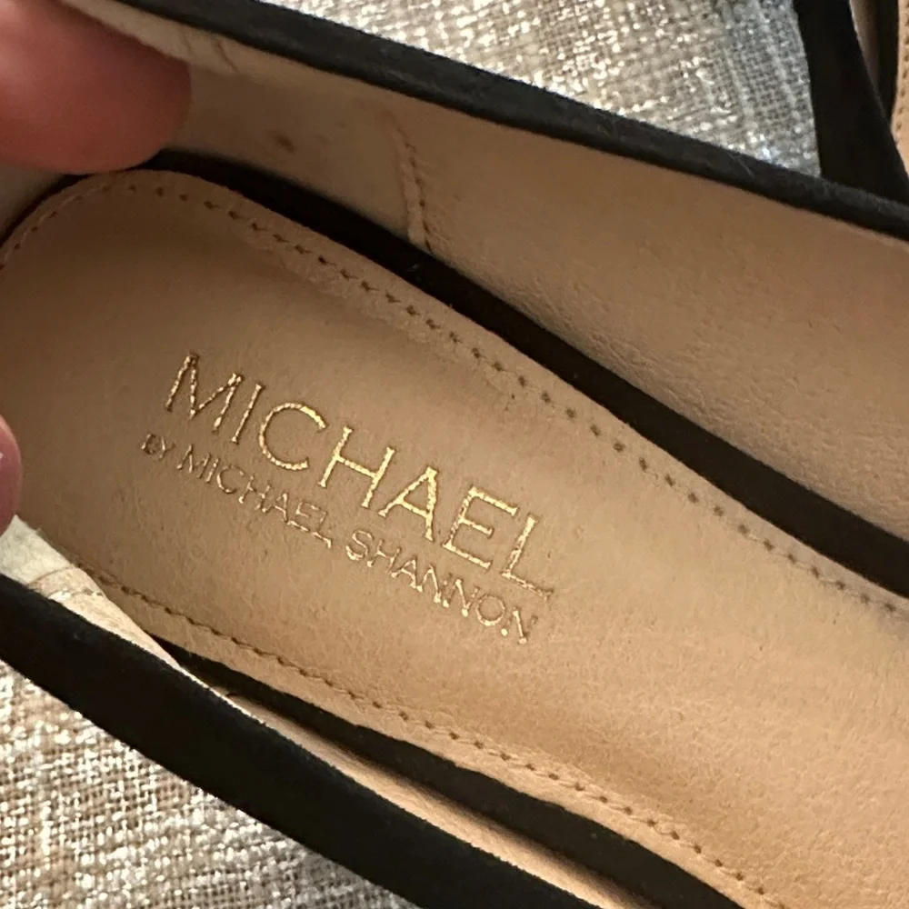 Michael Shannon chic black
