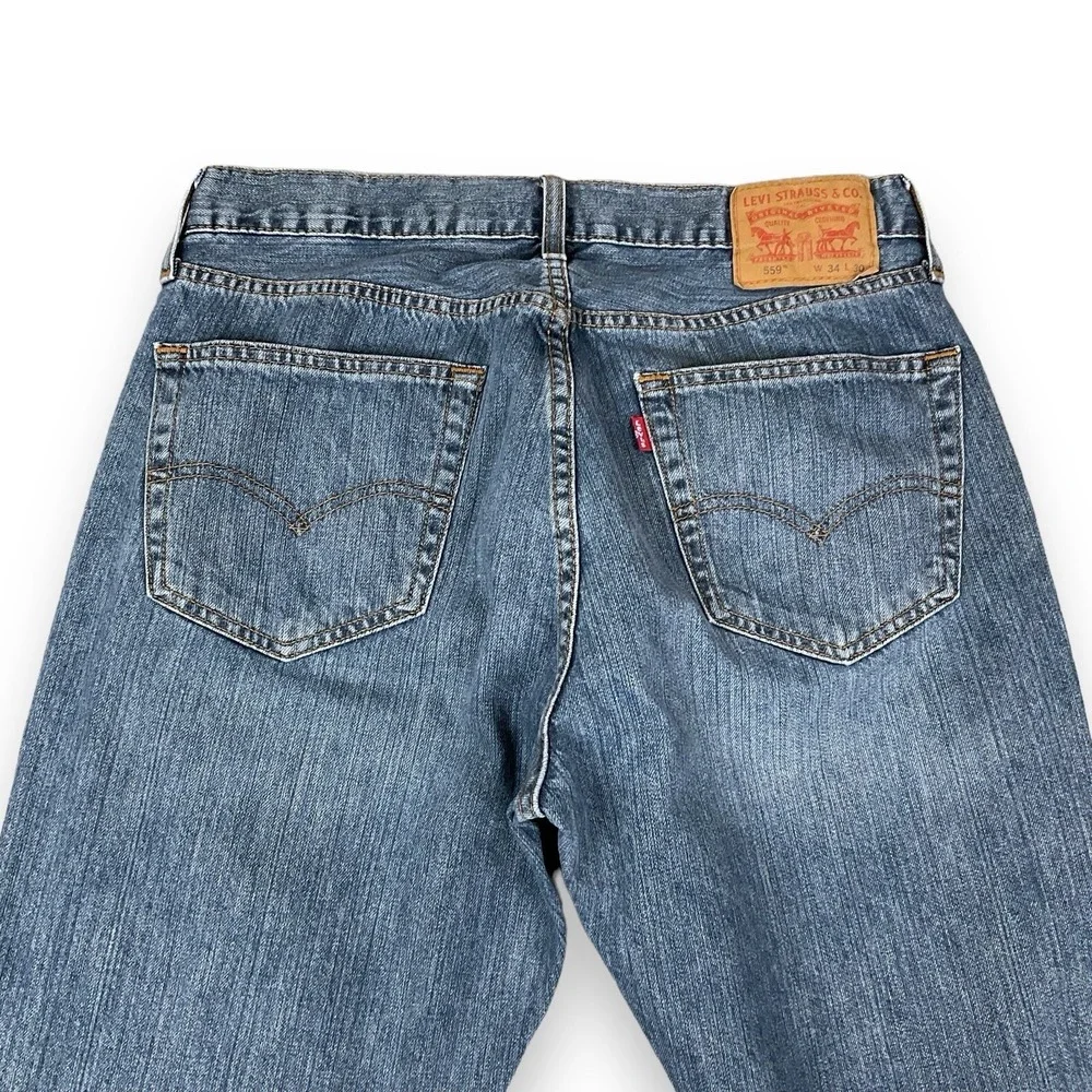Levis levis 559