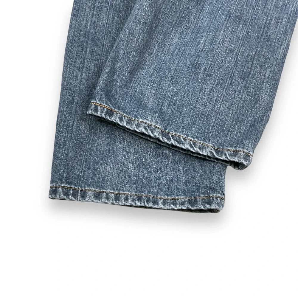 Levis levis 559