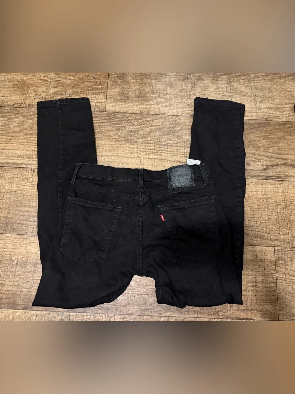 Levis classic black