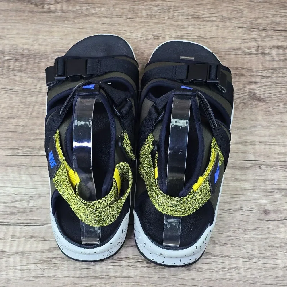 Nike canyon sandals